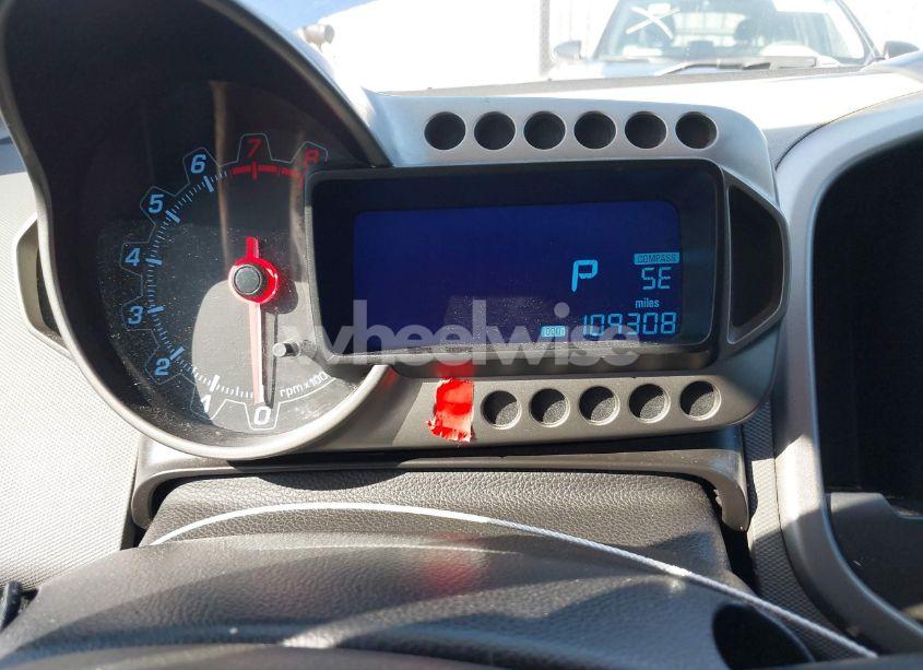 Photo 7 of 2013 Chevrolet Sonic LT AUTO (VIN 1G1JC5SG4D4176821)