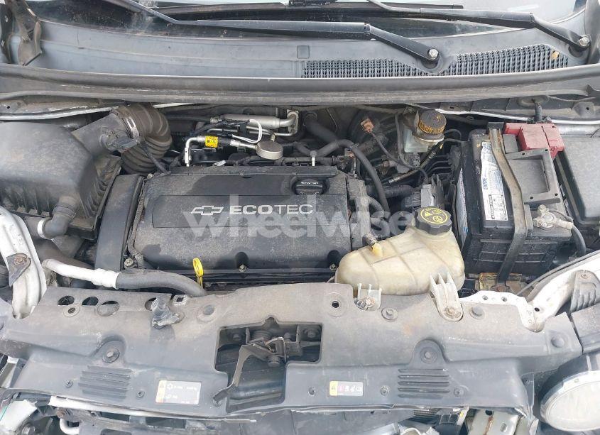 Photo 10 of 2014 Chevrolet Sonic LT AUTO (VIN 1G1JC5SG4E4103689)