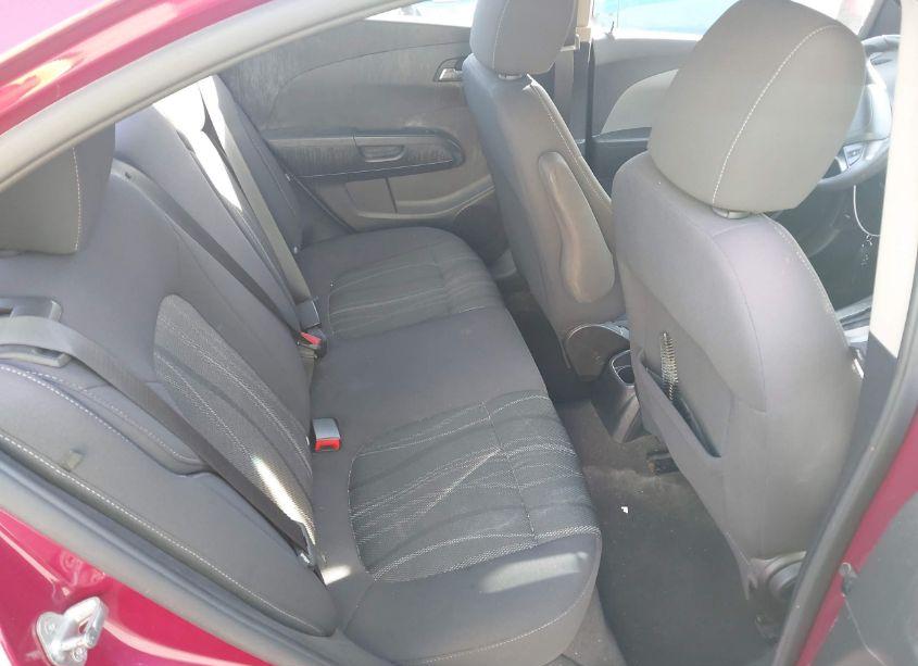 Photo 8 of 2014 Chevrolet Sonic LT AUTO (VIN 1G1JC5SG4E4126499)