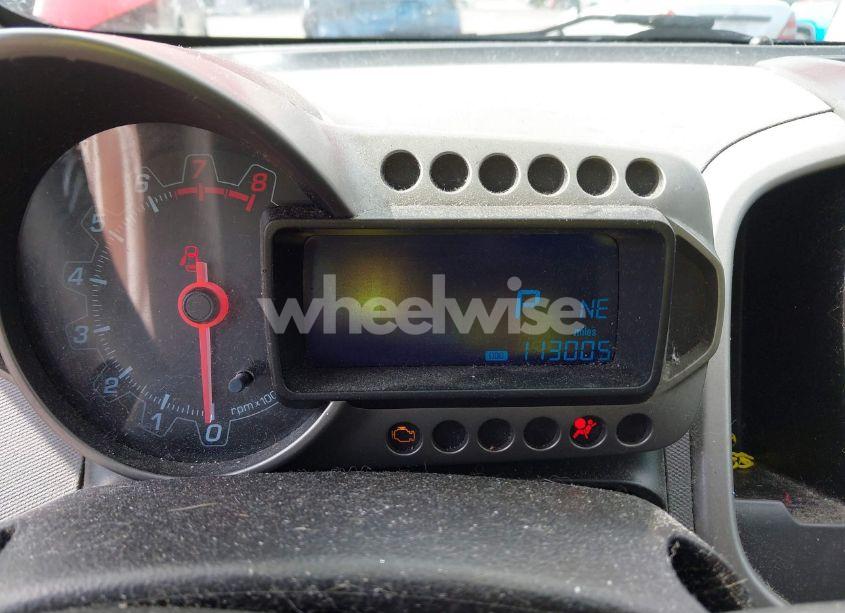 Photo 7 of 2014 Chevrolet Sonic LT AUTO (VIN 1G1JC5SG4E4227154)