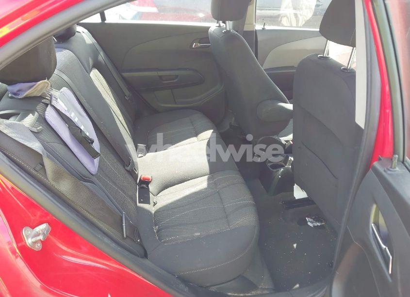 Photo 8 of 2014 Chevrolet Sonic LT AUTO (VIN 1G1JC5SG4E4227154)