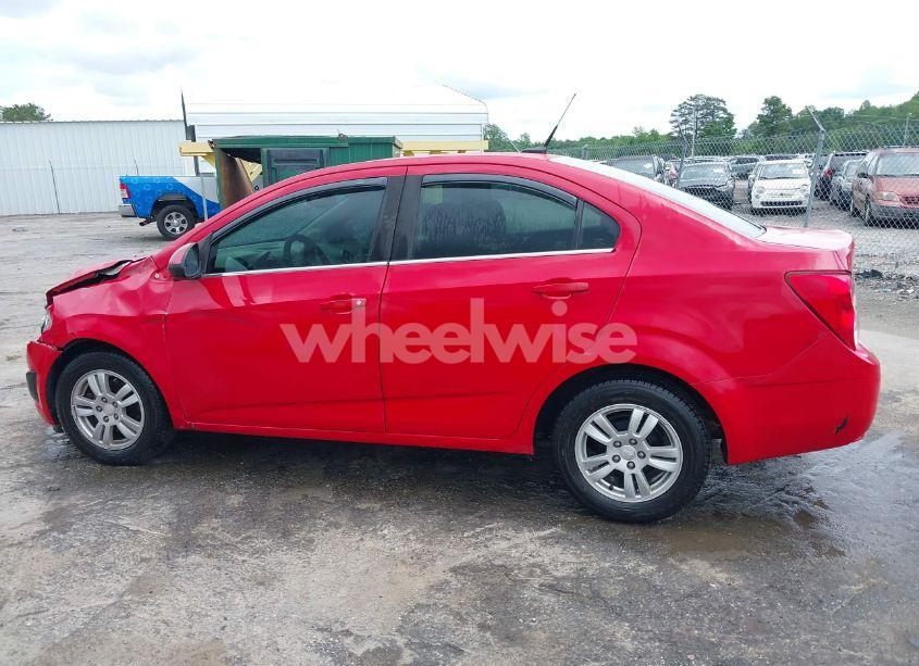 Photo 14 of 2013 Chevrolet Sonic LT AUTO (VIN 1G1JC5SG5D4214329)