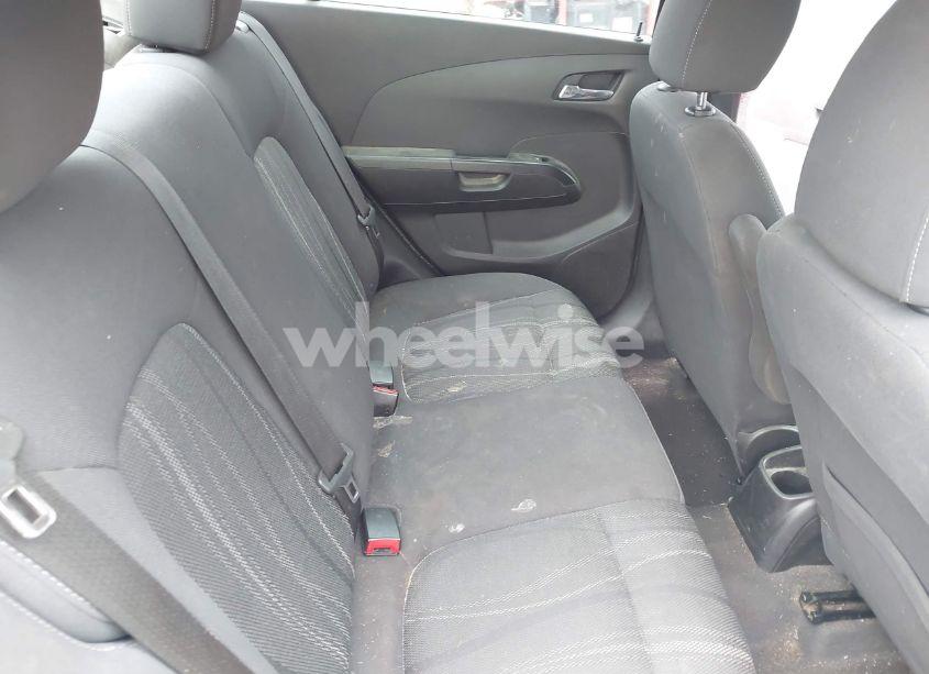 Photo 8 of 2013 Chevrolet Sonic LT AUTO (VIN 1G1JC5SG5D4214329)