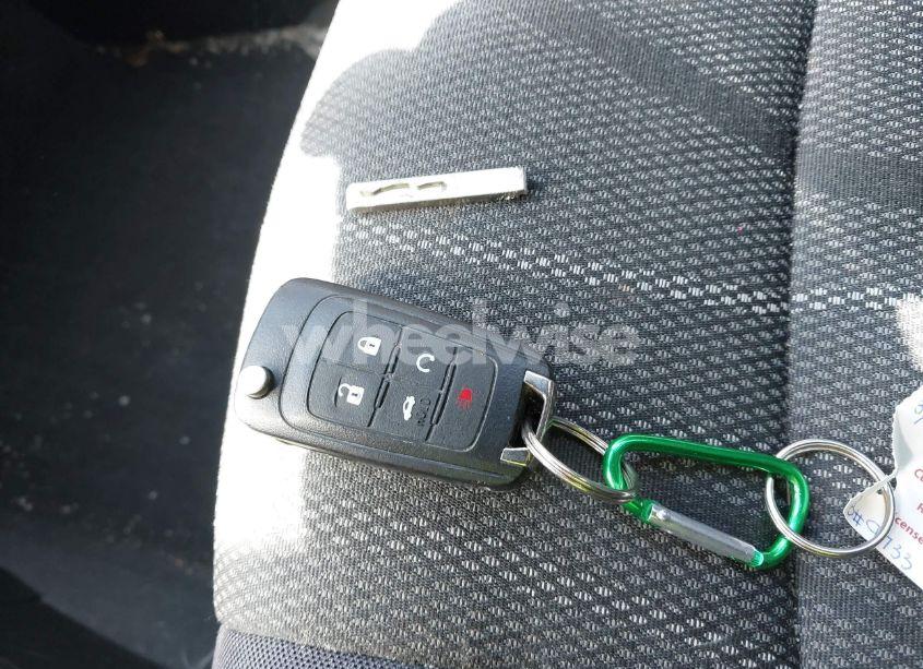 Photo 11 of 2015 Chevrolet Sonic LT AUTO (VIN 1G1JC5SG5F4147301)