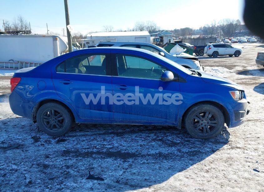 Photo 13 of 2016 Chevrolet Sonic LT AUTO (VIN 1G1JC5SG6G4137393)