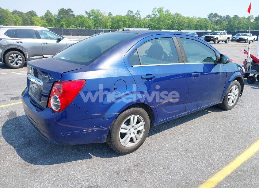 Photo 4 of 2013 Chevrolet Sonic LT AUTO (VIN 1G1JC5SG7D4227809)