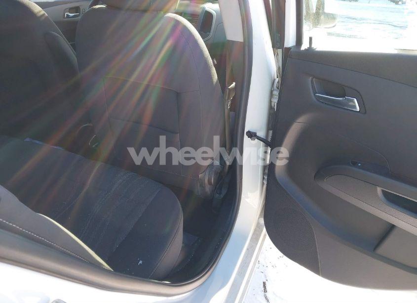 Photo 8 of 2014 Chevrolet Sonic LT AUTO (VIN 1G1JC5SG7E4132359)