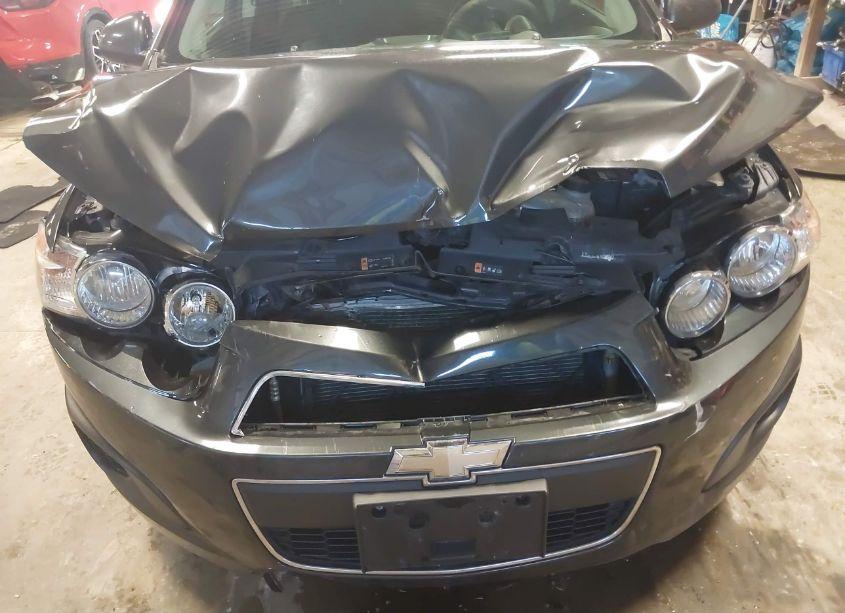 Photo 6 of 2015 Chevrolet Sonic LT AUTO (VIN 1G1JC5SG7F4104479)