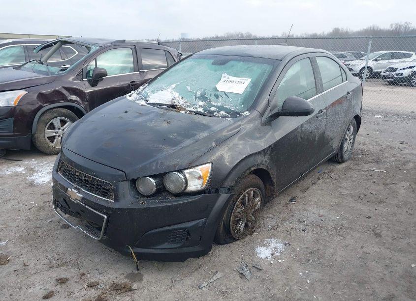 Photo 2 of 2015 Chevrolet Sonic LT AUTO (VIN 1G1JC5SG7F4194488)