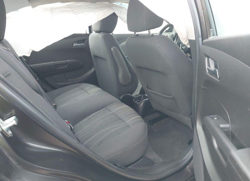 Photo 8 of 2015 Chevrolet Sonic LT AUTO (VIN 1G1JC5SG7F4194488)