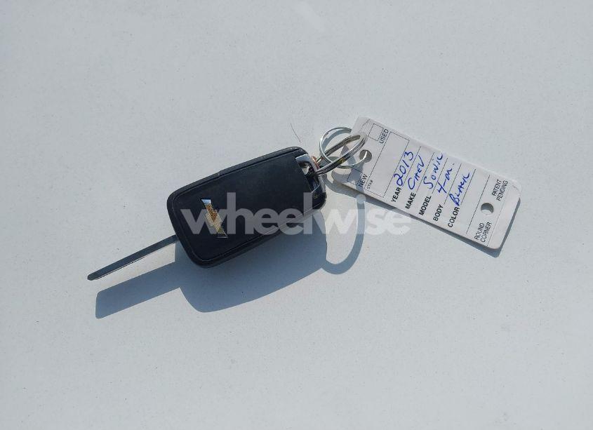 Photo 11 of 2013 Chevrolet Sonic LT AUTO (VIN 1G1JC5SG8D4167443)