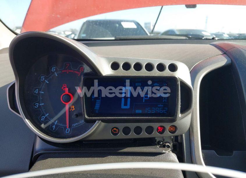 Photo 7 of 2013 Chevrolet Sonic LT AUTO (VIN 1G1JC5SG8D4189331)