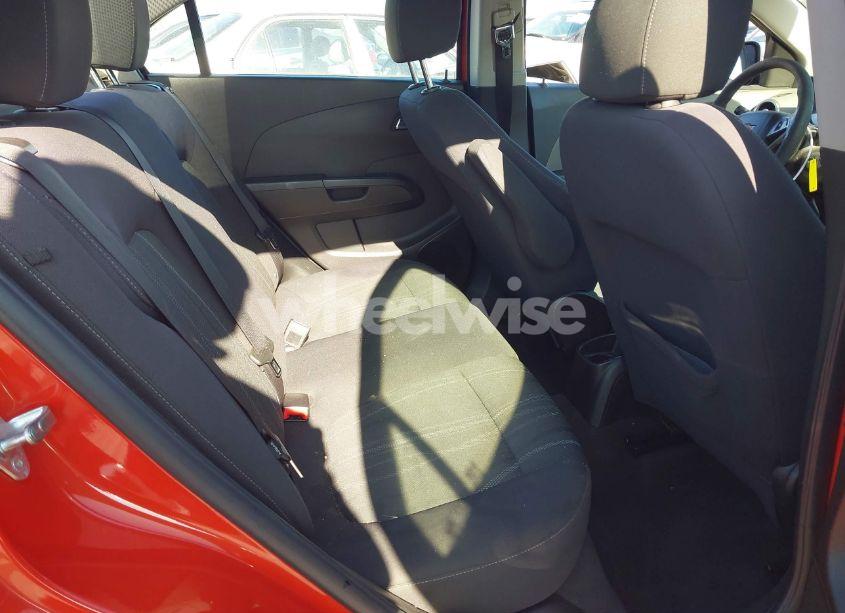 Photo 8 of 2013 Chevrolet Sonic LT AUTO (VIN 1G1JC5SG8D4189331)