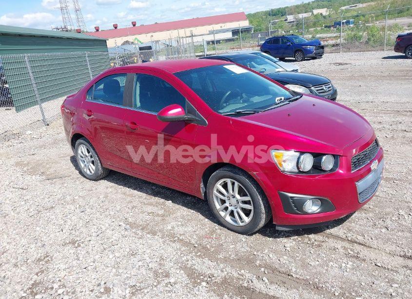 2013 Chevrolet Sonic LT (VIN 1G1JC5SG9D4167189) main photo