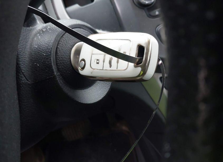 Photo 11 of 2013 Chevrolet Sonic LT AUTO (VIN 1G1JC5SG9D4240528)