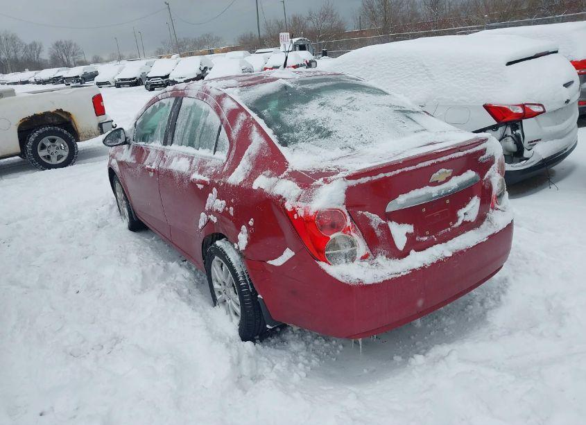 Photo 3 of 2013 Chevrolet Sonic LT AUTO (VIN 1G1JC5SG9D4240528)