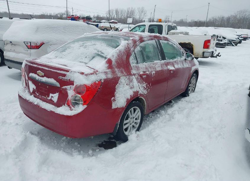 Photo 4 of 2013 Chevrolet Sonic LT AUTO (VIN 1G1JC5SG9D4240528)