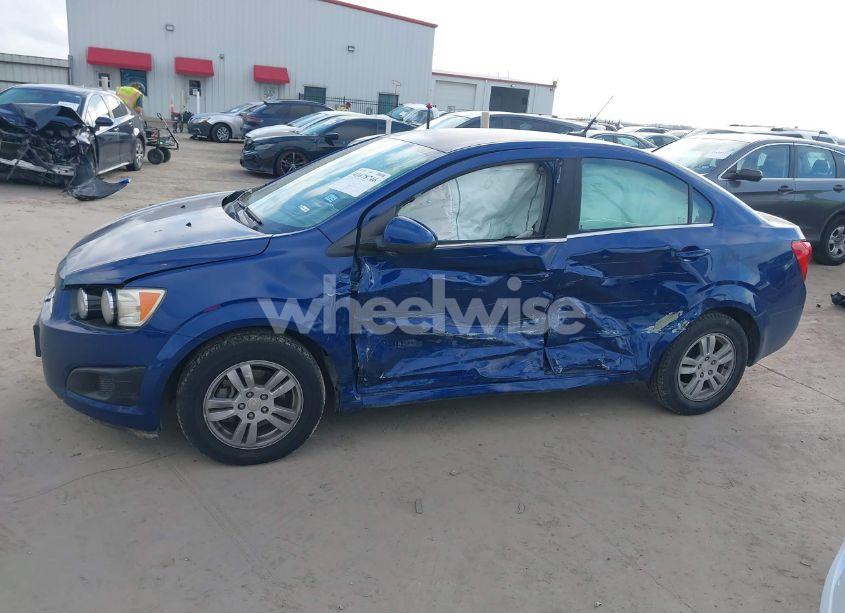 Photo 15 of 2014 Chevrolet Sonic LT AUTO (VIN 1G1JC5SG9E4214156)