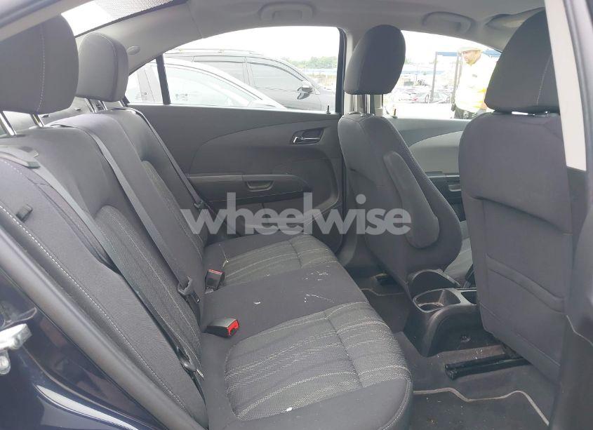Photo 8 of 2015 Chevrolet Sonic LT AUTO (VIN 1G1JC5SG9F4197876)