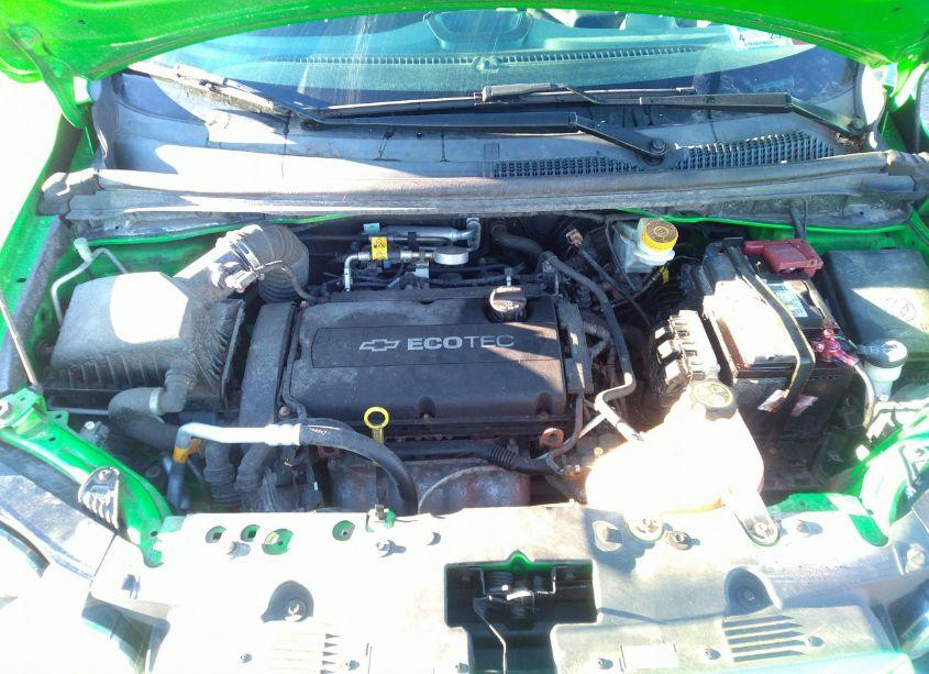 Photo 10 of 2015 Chevrolet Sonic LT AUTO (VIN 1G1JC5SGXF4102502)