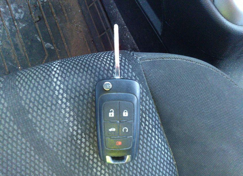 Photo 11 of 2015 Chevrolet Sonic LT AUTO (VIN 1G1JC5SGXF4102502)