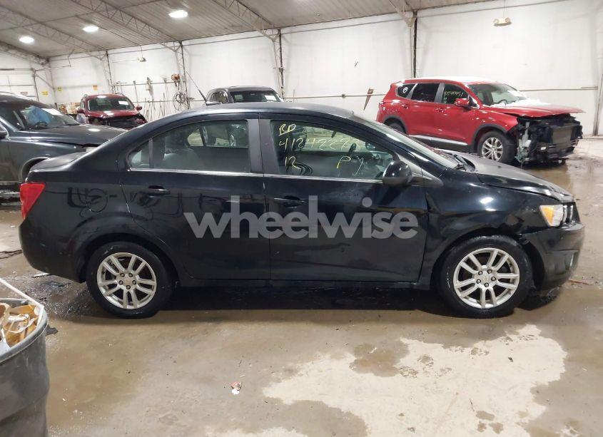 Photo 13 of 2012 Chevrolet Sonic 2LT (VIN 1G1JC5SH0C4129695)
