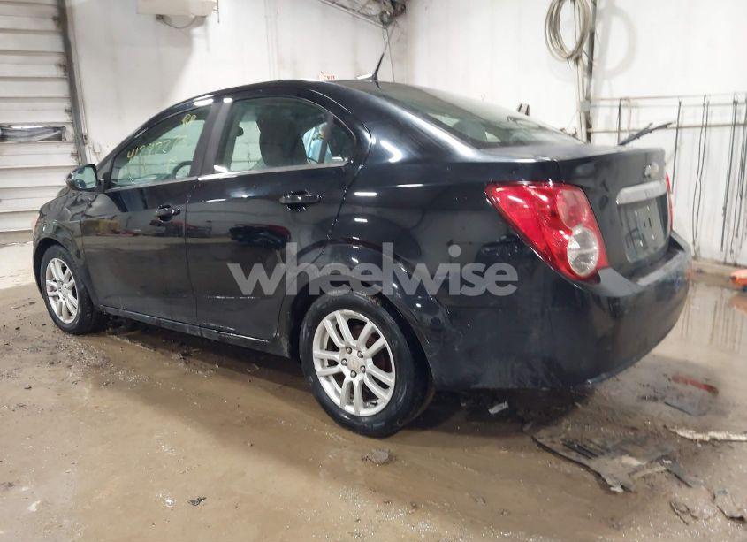 Photo 3 of 2012 Chevrolet Sonic 2LT (VIN 1G1JC5SH0C4129695)