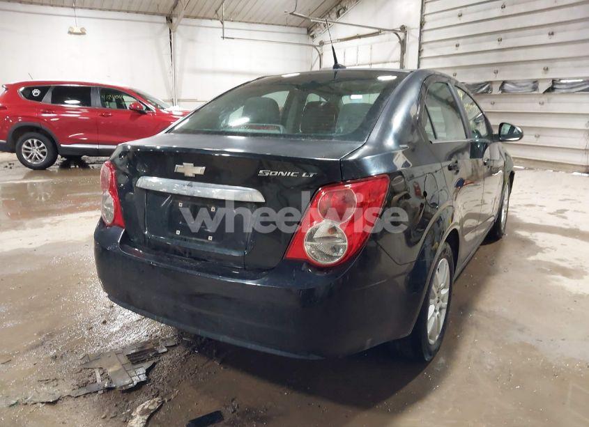 Photo 4 of 2012 Chevrolet Sonic 2LT (VIN 1G1JC5SH0C4129695)
