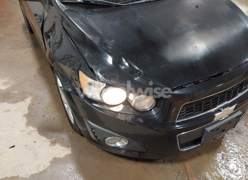 Photo 6 of 2012 Chevrolet Sonic 2LT (VIN 1G1JC5SH0C4129695)