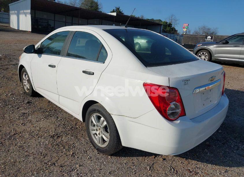 Photo 3 of 2012 Chevrolet Sonic 2LT (VIN 1G1JC5SH0C4134086)
