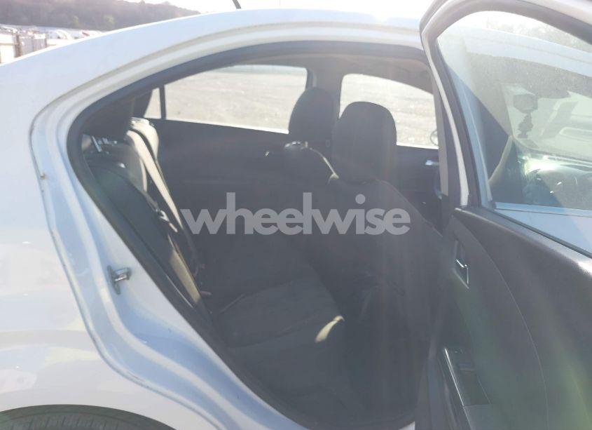 Photo 8 of 2012 Chevrolet Sonic 2LT (VIN 1G1JC5SH0C4134086)