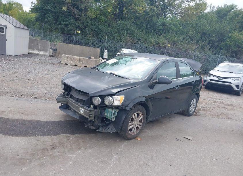 Photo 2 of 2012 Chevrolet Sonic 2LT (VIN 1G1JC5SH0C4177388)