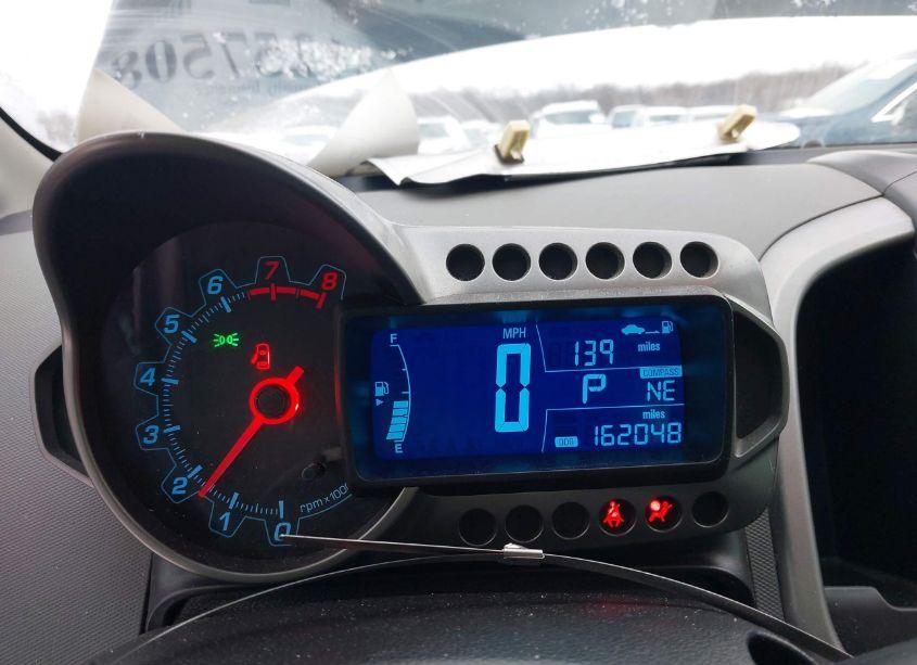 Photo 7 of 2013 Chevrolet Sonic LT AUTO (VIN 1G1JC5SH0D4108573)