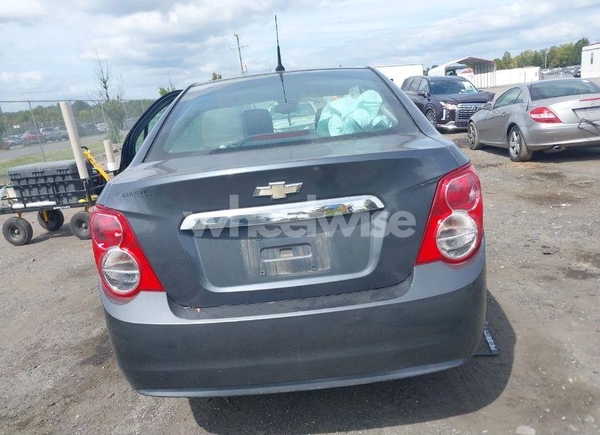 Photo 16 of 2013 Chevrolet Sonic LT AUTO (VIN 1G1JC5SH0D4134056)