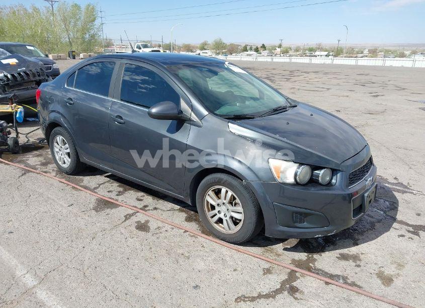 2013 Chevrolet Sonic LT (VIN 1G1JC5SH0D4162312) main photo