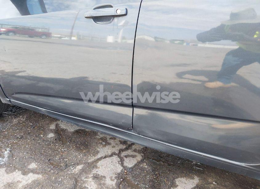 Photo 6 of 2013 Chevrolet Sonic LT (VIN 1G1JC5SH0D4162312)