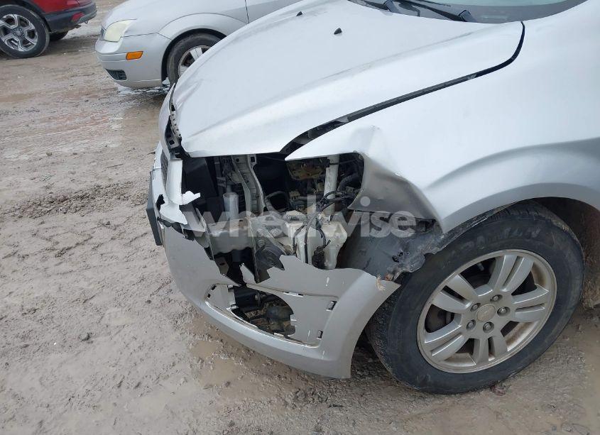 Photo 12 of 2013 Chevrolet Sonic LT AUTO (VIN 1G1JC5SH0D4180938)