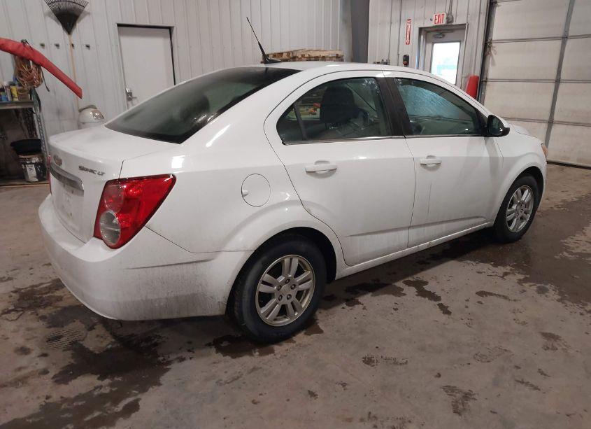 Photo 4 of 2013 Chevrolet Sonic LT AUTO (VIN 1G1JC5SH0D4209290)