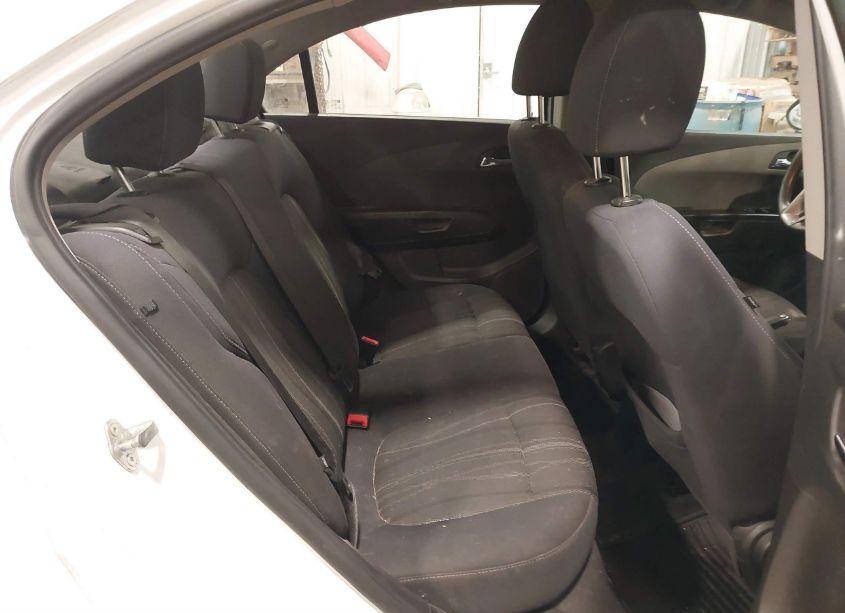 Photo 8 of 2013 Chevrolet Sonic LT AUTO (VIN 1G1JC5SH0D4209290)