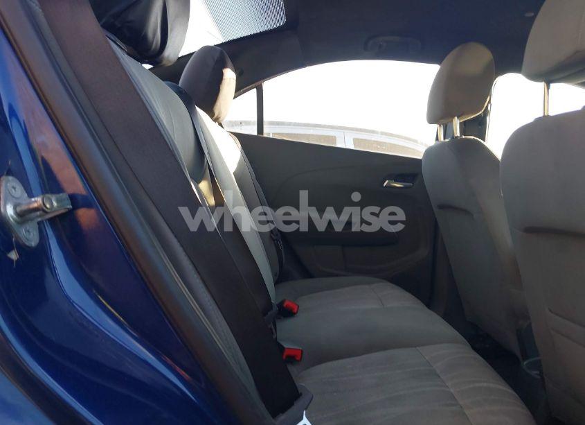 Photo 8 of 2013 Chevrolet Sonic LT AUTO (VIN 1G1JC5SH0D4228745)