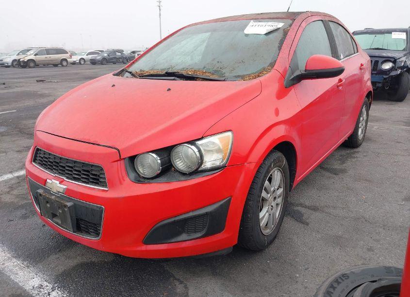 Photo 2 of 2014 Chevrolet Sonic LT AUTO (VIN 1G1JC5SH0E4113001)