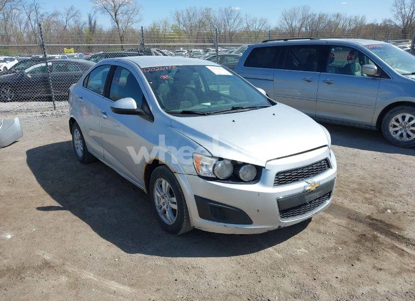 2014 Chevrolet Sonic LT AUTO (VIN 1G1JC5SH0E4152784) main photo