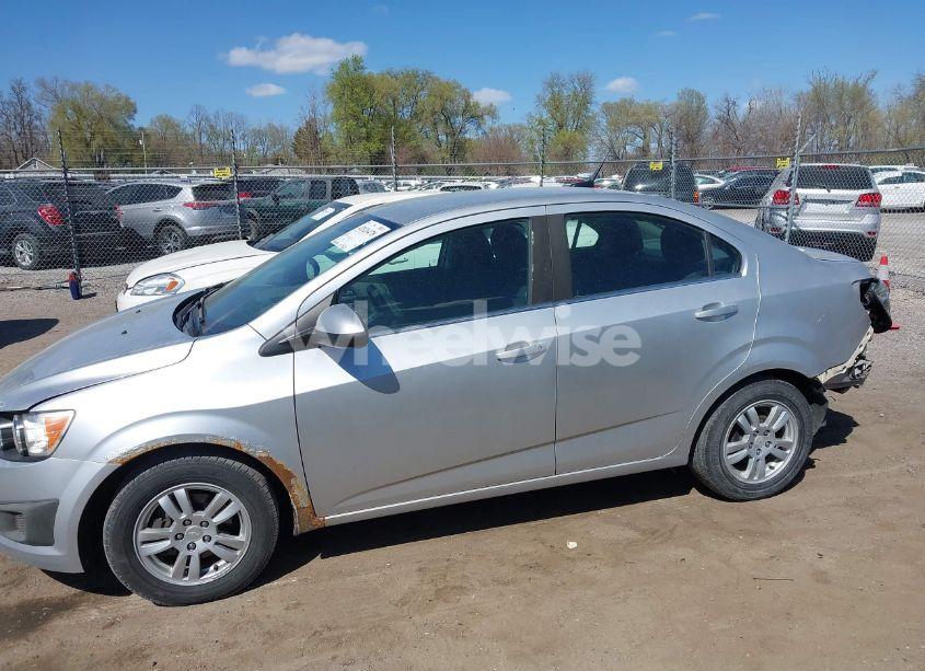 Photo 14 of 2014 Chevrolet Sonic LT AUTO (VIN 1G1JC5SH0E4152784)