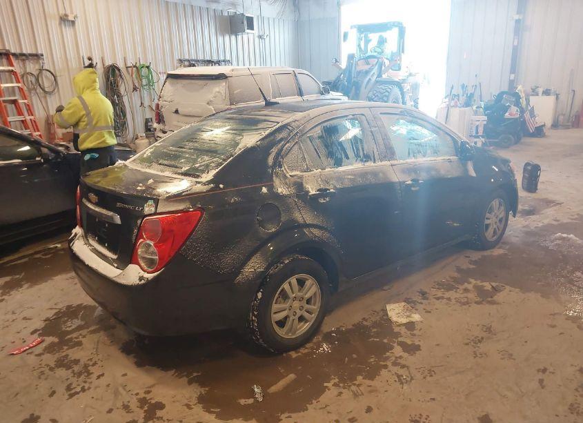 Photo 4 of 2014 Chevrolet Sonic LT AUTO (VIN 1G1JC5SH0E4190905)