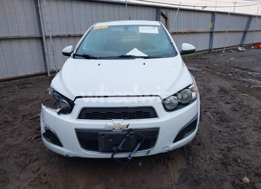 Photo 12 of 2014 Chevrolet Sonic LT AUTO (VIN 1G1JC5SH0E4210571)