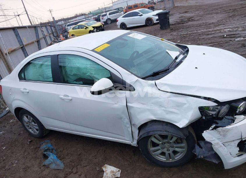 Photo 13 of 2014 Chevrolet Sonic LT AUTO (VIN 1G1JC5SH0E4210571)