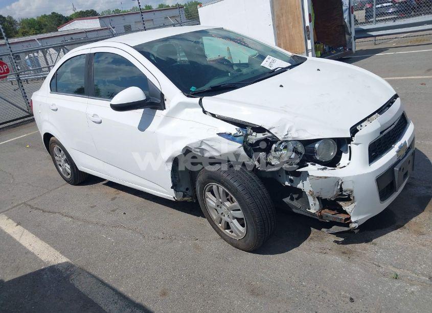 2014 Chevrolet Sonic LT AUTO (VIN 1G1JC5SH0E4232070) main photo