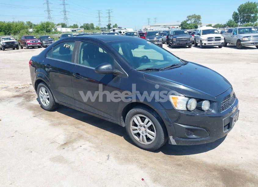 2015 Chevrolet Sonic LT AUTO (VIN 1G1JC5SH0F4140247) main photo