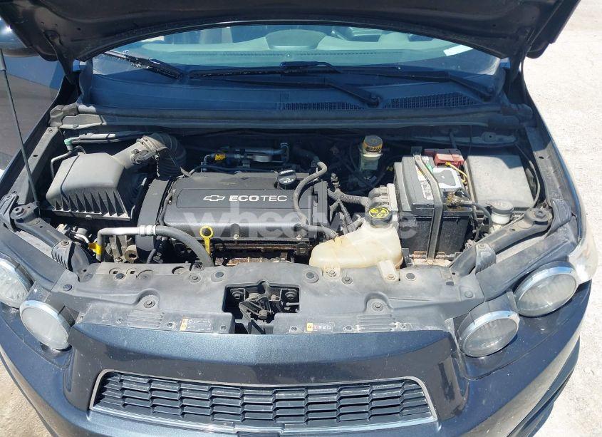 Photo 10 of 2015 Chevrolet Sonic LT AUTO (VIN 1G1JC5SH0F4140247)