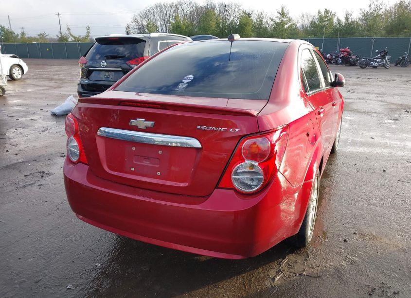 Photo 4 of 2015 Chevrolet Sonic LT AUTO (VIN 1G1JC5SH0F4151023)